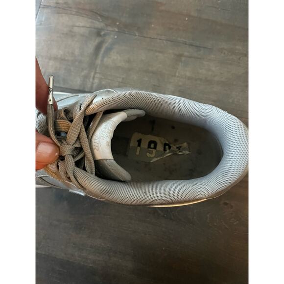 Nike Air Force 1 Low Metallic Silver Perforated 1992 DREAM TEAM sz. 8.5 Men - Picture 7 of 10